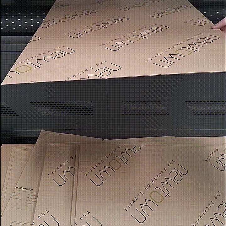 Newtown aposta na JetCarton Pro e redefine a personalização em embalagens Newtown aposta na JetCarton Pro e redefine a personalização em embalagens