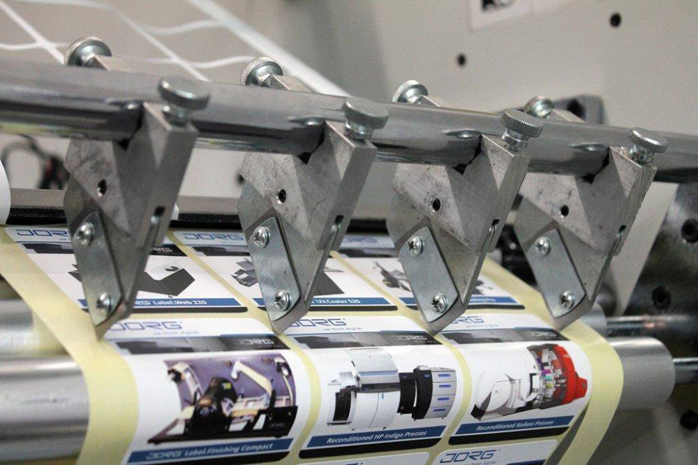 MultiBlade - Sistema de Acabamento Digital para Rótulos e Etiquetas Autoadesivas